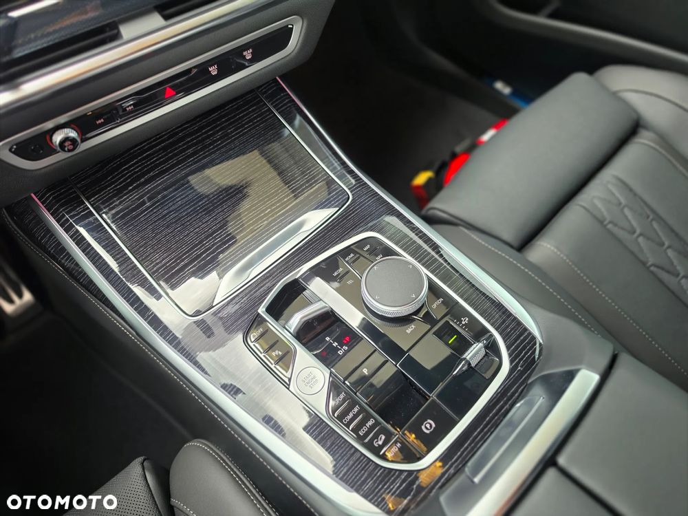 BMW X7 xDrive40d mHEV sport - 26