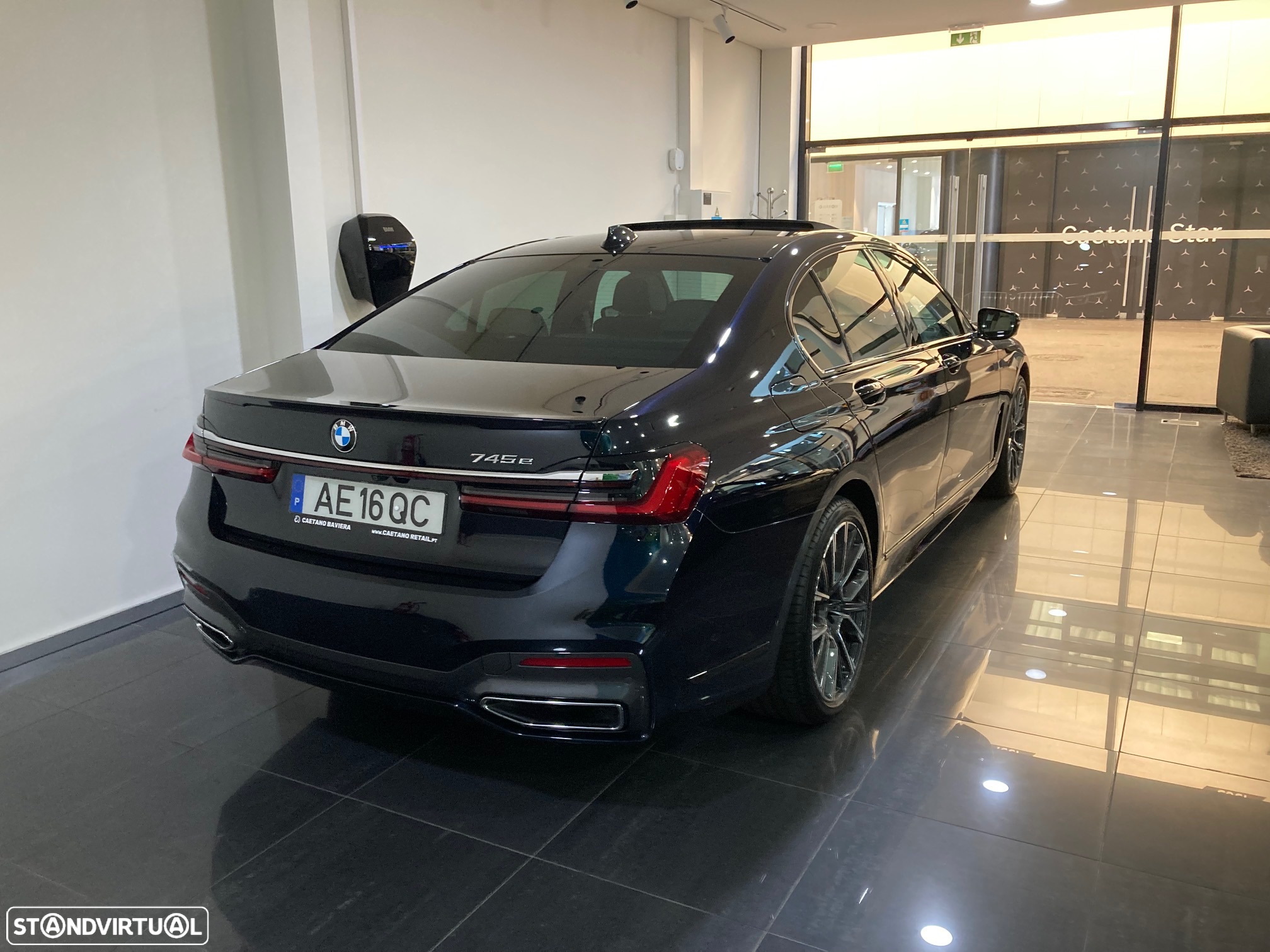 BMW 745 e iPerformance Pack M Auto - 5