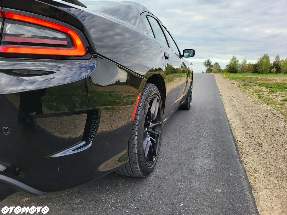 Dodge Charger - 13