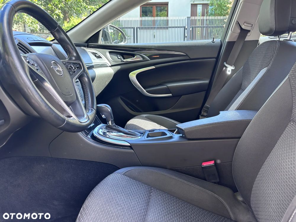 Opel Insignia 1.6 T Cosmo EU6 - 16