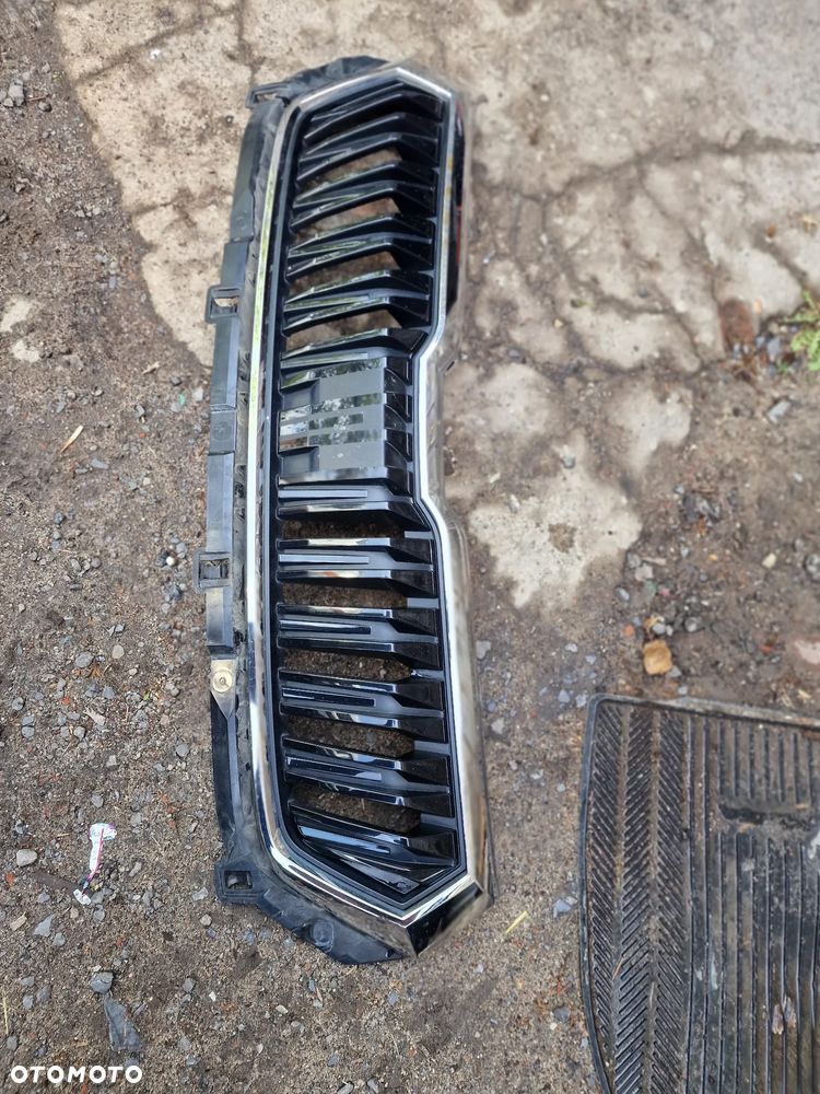 Atrapa  grill  skoda  karoq 57A 853 653G - 6