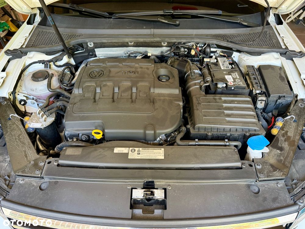 Volkswagen Passat 2.0 TDI SCR (BlueMotion Technology) DSG Comfortline - 24