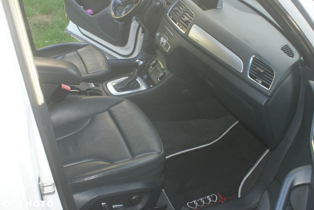 Audi Q3 2.0 TFSI Quattro Sport S tronic - 14