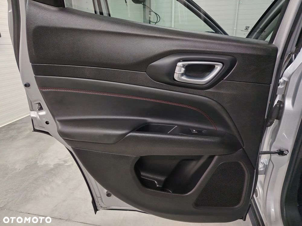 Jeep Compass 1.3 T4 4xe Automatik Trailhawk - 24