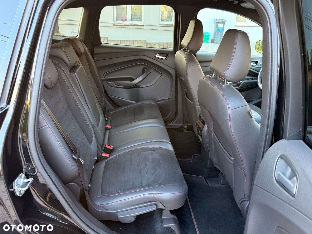 Ford Kuga 2.0 TDCi FWD ST-Line - 24