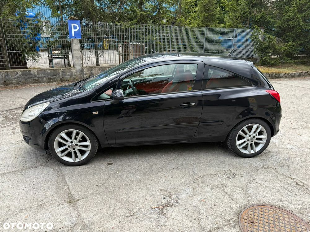 Opel Corsa 1.4 16V Cosmo - 10