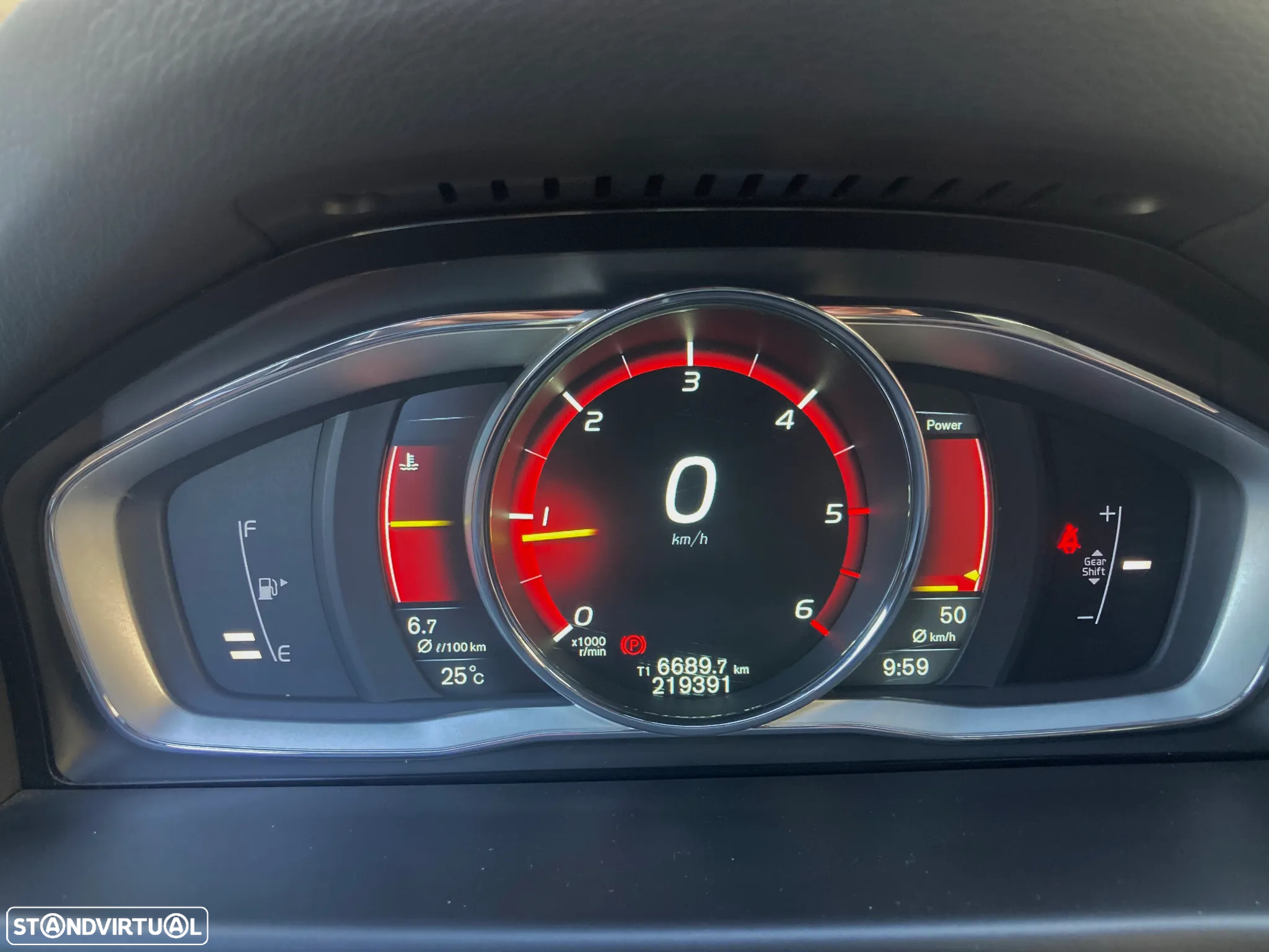 Volvo XC 70 2.0 D4 Summum - 9