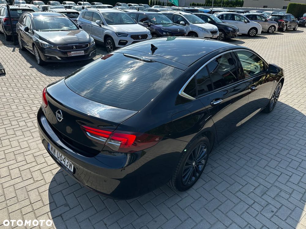 Opel Insignia - 36