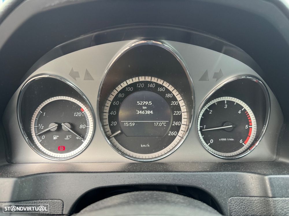 Mercedes-Benz C 220 CDi Avantgarde BlueEfficiency - 31