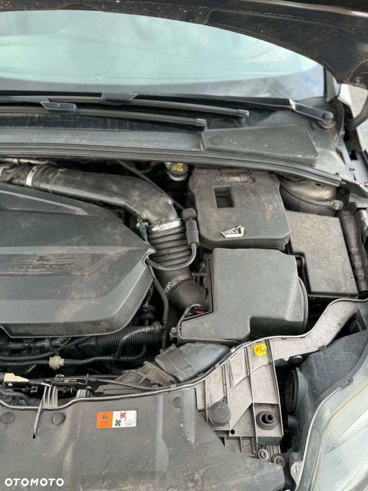 Ford Focus 1.6 EcoBoost Titanium - 11