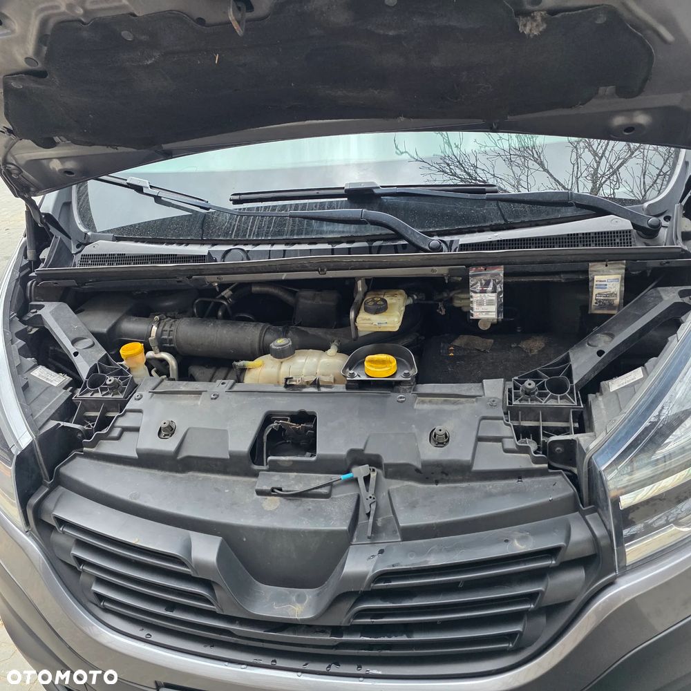 Renault Trafic 2.0 dCi EDC - 25