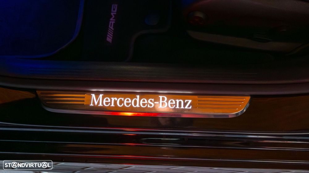 Mercedes-Benz E 220 d AMG Line - 18