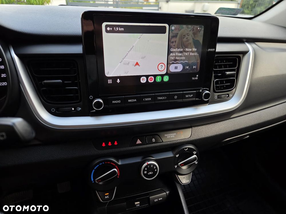Kia Stonic 1.0 T-GDI L DCT - 19