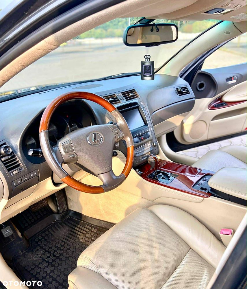Lexus GS 300 Prestige - 35