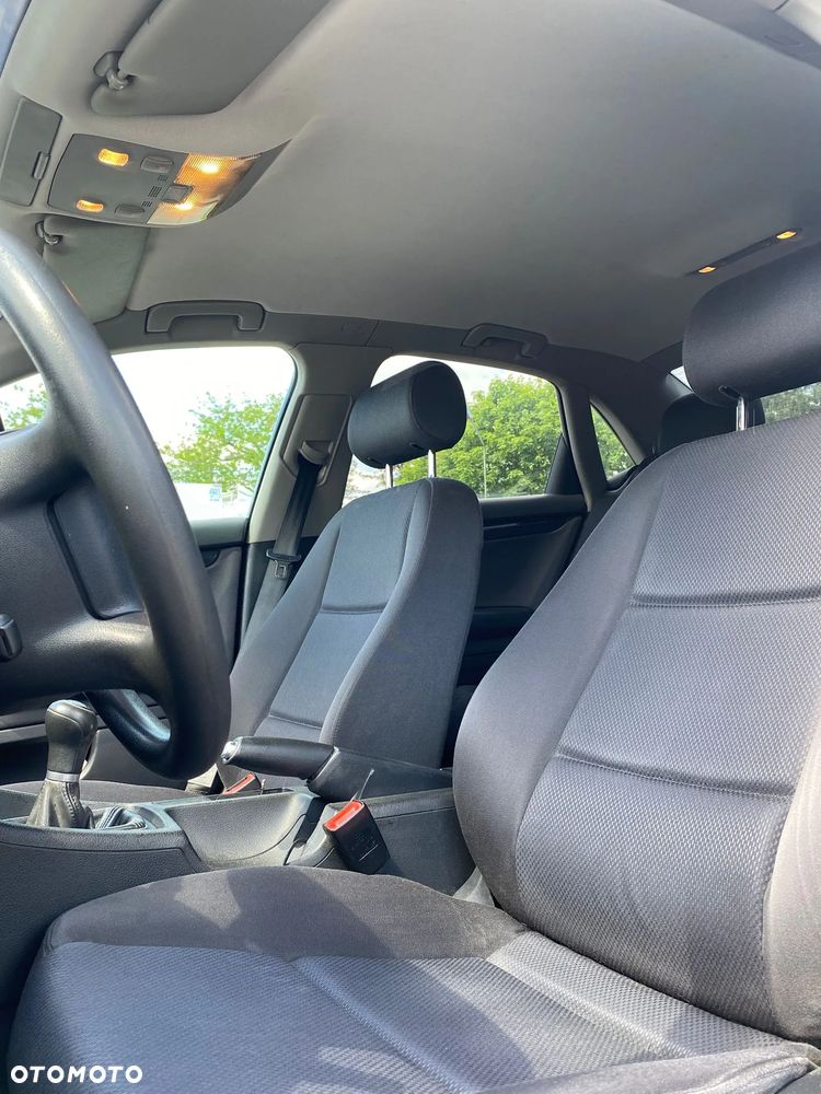 Audi A4 Limousine 1.6 - 11