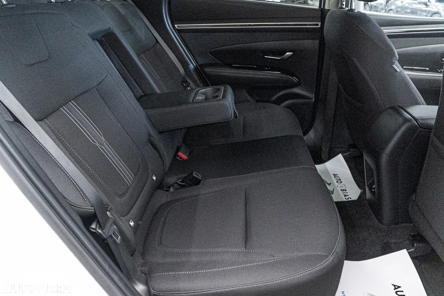 Hyundai Tucson 1.6 T-GDi HEV 2WD Select - 9