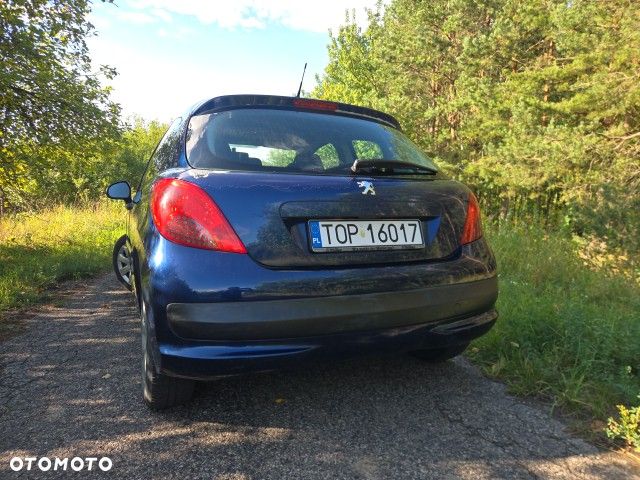 Peugeot 207 1.4 16V Trendy - 4