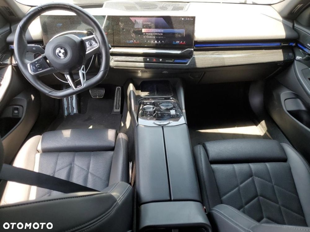 BMW Seria 5 - 8