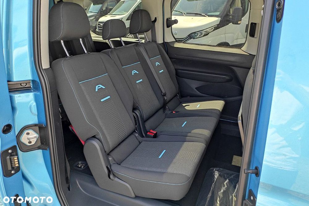 Ford Tourneo Connect - 20