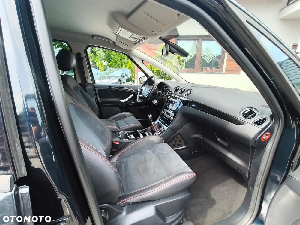Ford S-Max 2.2 TDCi Titanium - 31