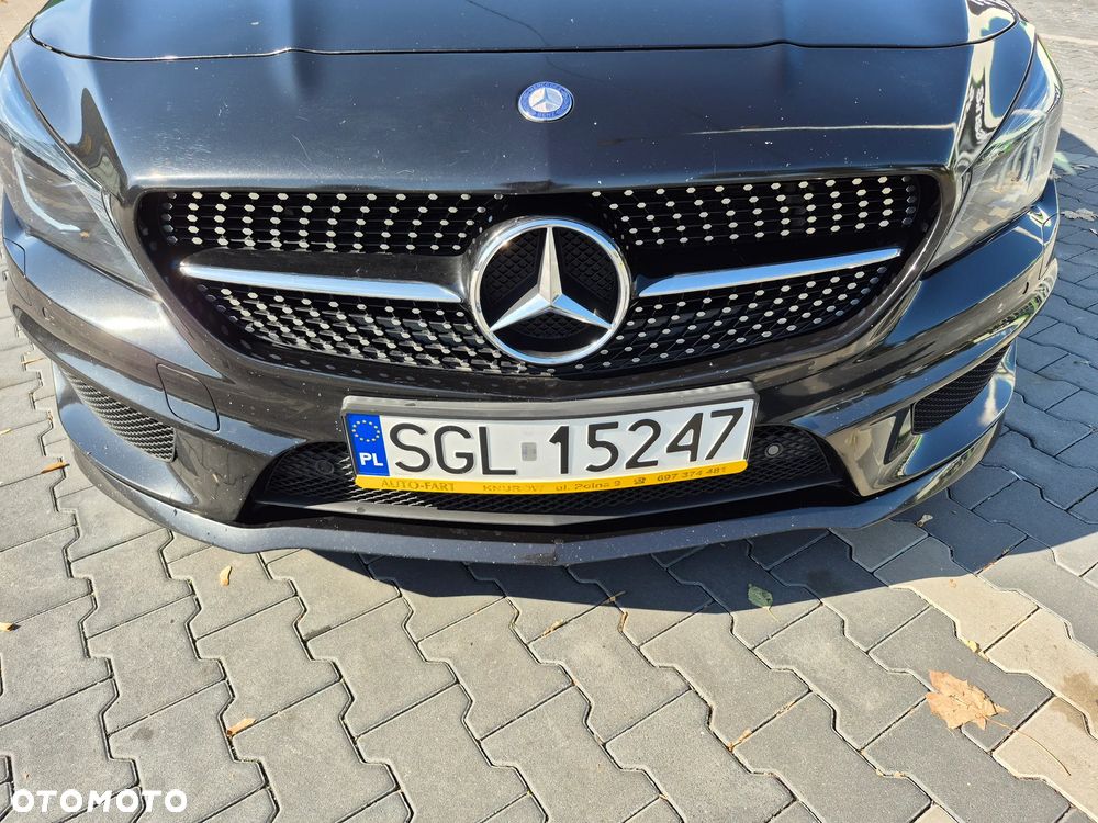 Mercedes-Benz CLA 250 7G-DCT - 21