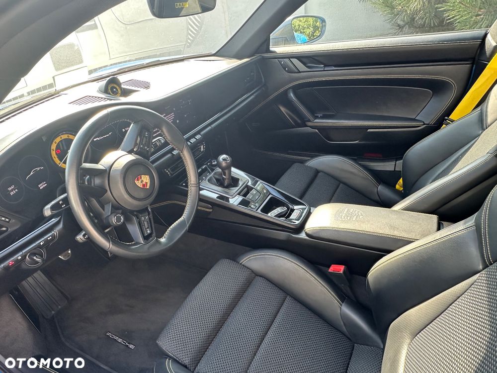 Porsche 911 Carrera T - 8