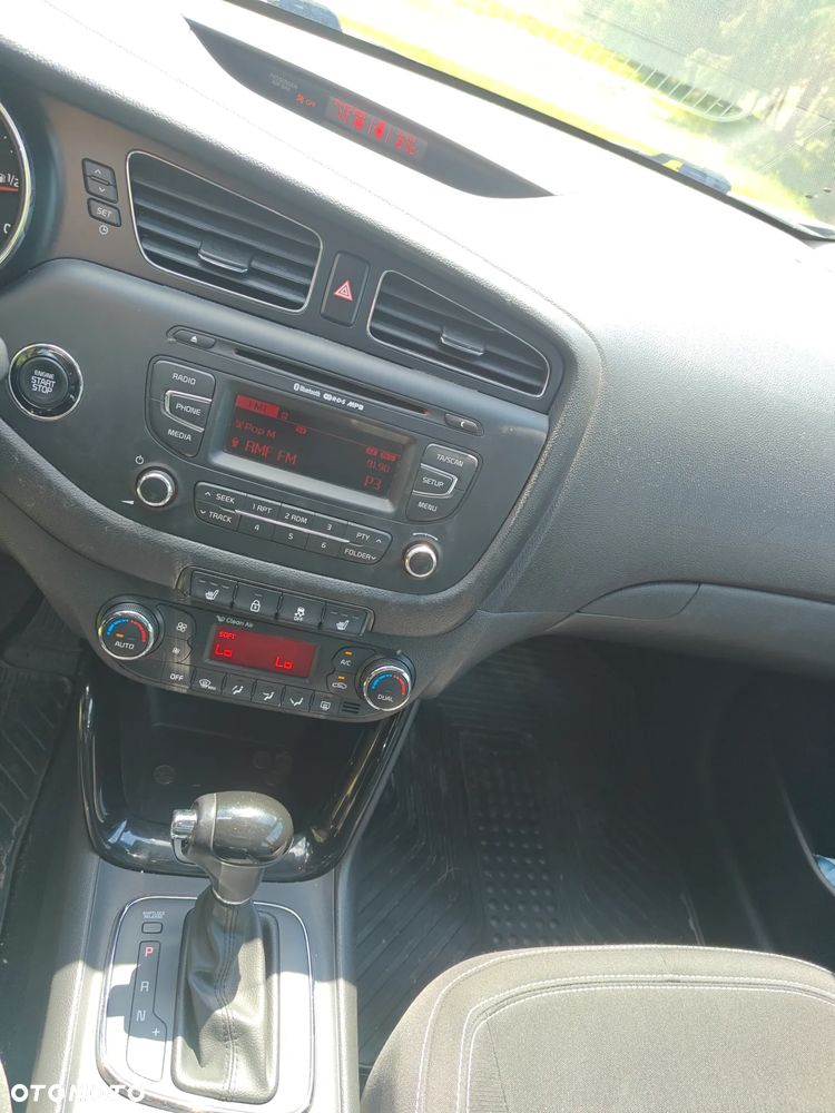 Ford Galaxy 1.8 TDCi Ambiente - 16