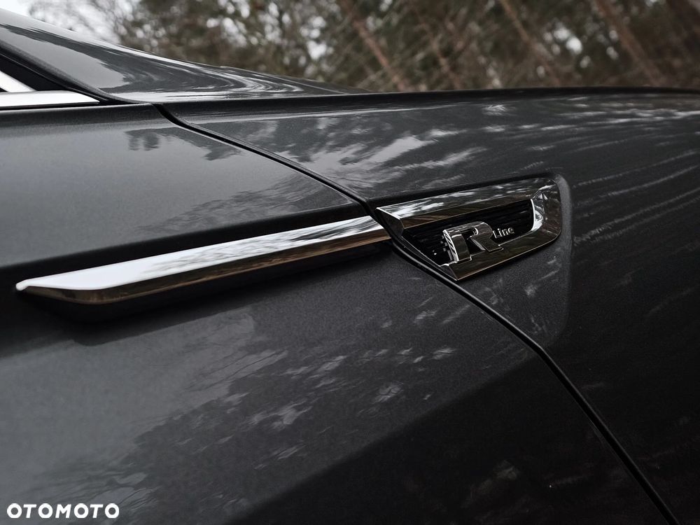 Volkswagen Tiguan 2.0 TDI SCR R-Line - 12