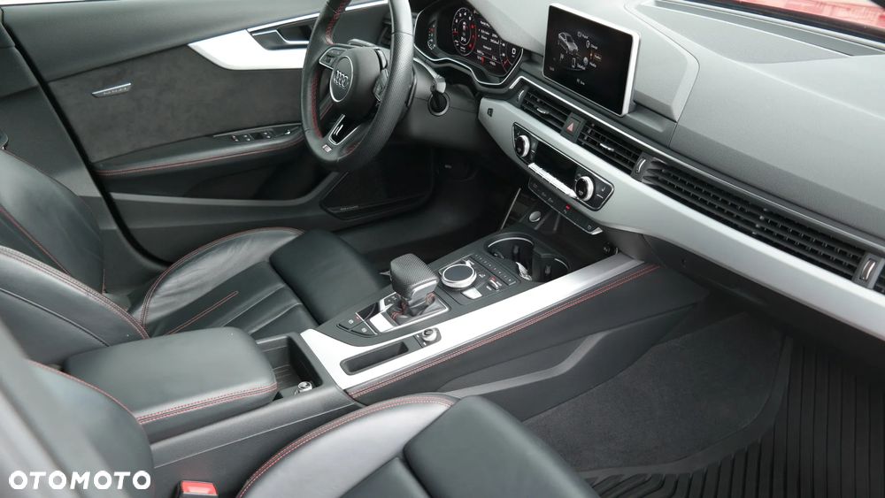 Audi A4 Limousine 35 TFSI mHEV S Line S tronic - 29