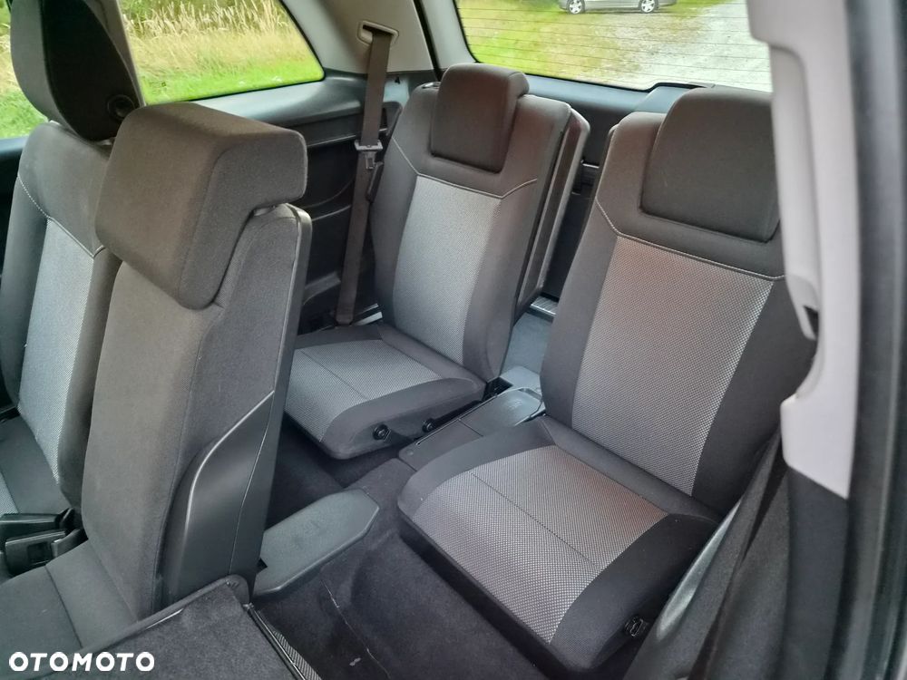 Opel Zafira - 24