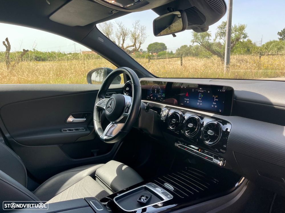 Mercedes-Benz A 250 e Style Plus - 22
