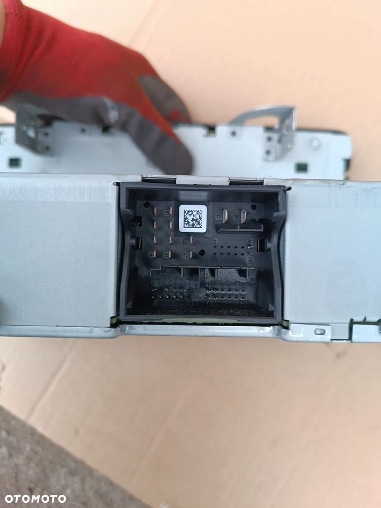 Skoda Octavia III radio odtwarzacz CD 5E0035887 - 5