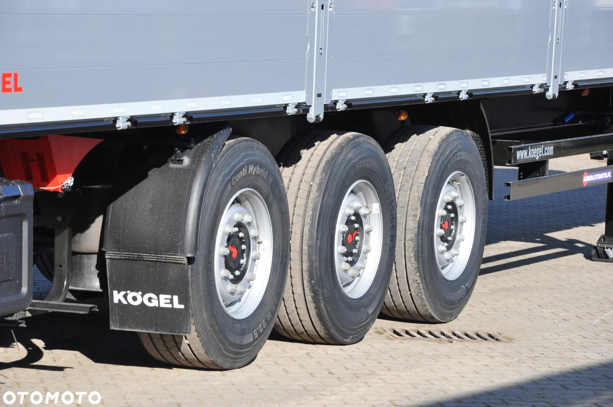 Kögel BURTOWA PODNOSZONA OŚ SAF - 17