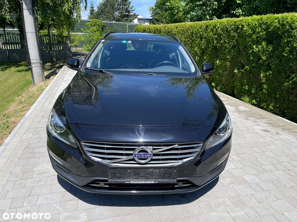 Volvo V60 D4 Edition - 16