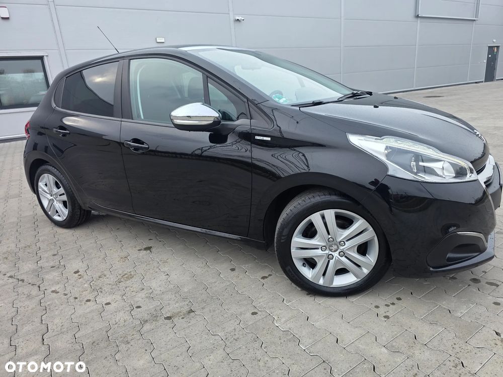 Peugeot 208 PureTech 82 Start & Stop Style - 10