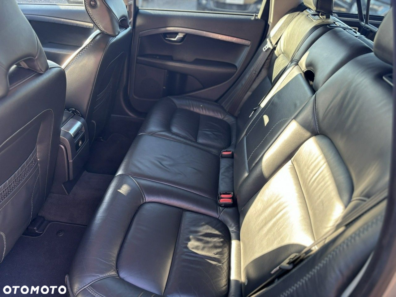 Volvo XC 70 - 18