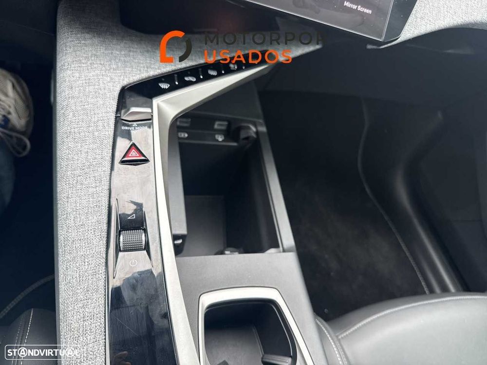 Peugeot E-3008 73 kWh GT - 23