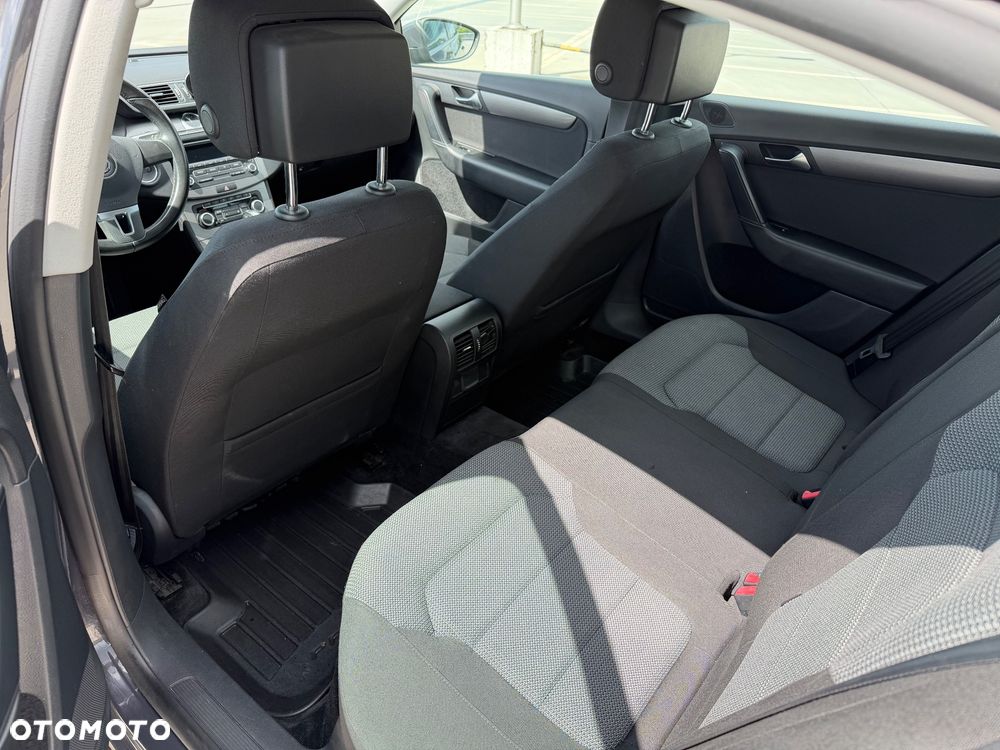 Volkswagen Passat 1.4 TSI BMT Comfortline DSG - 8
