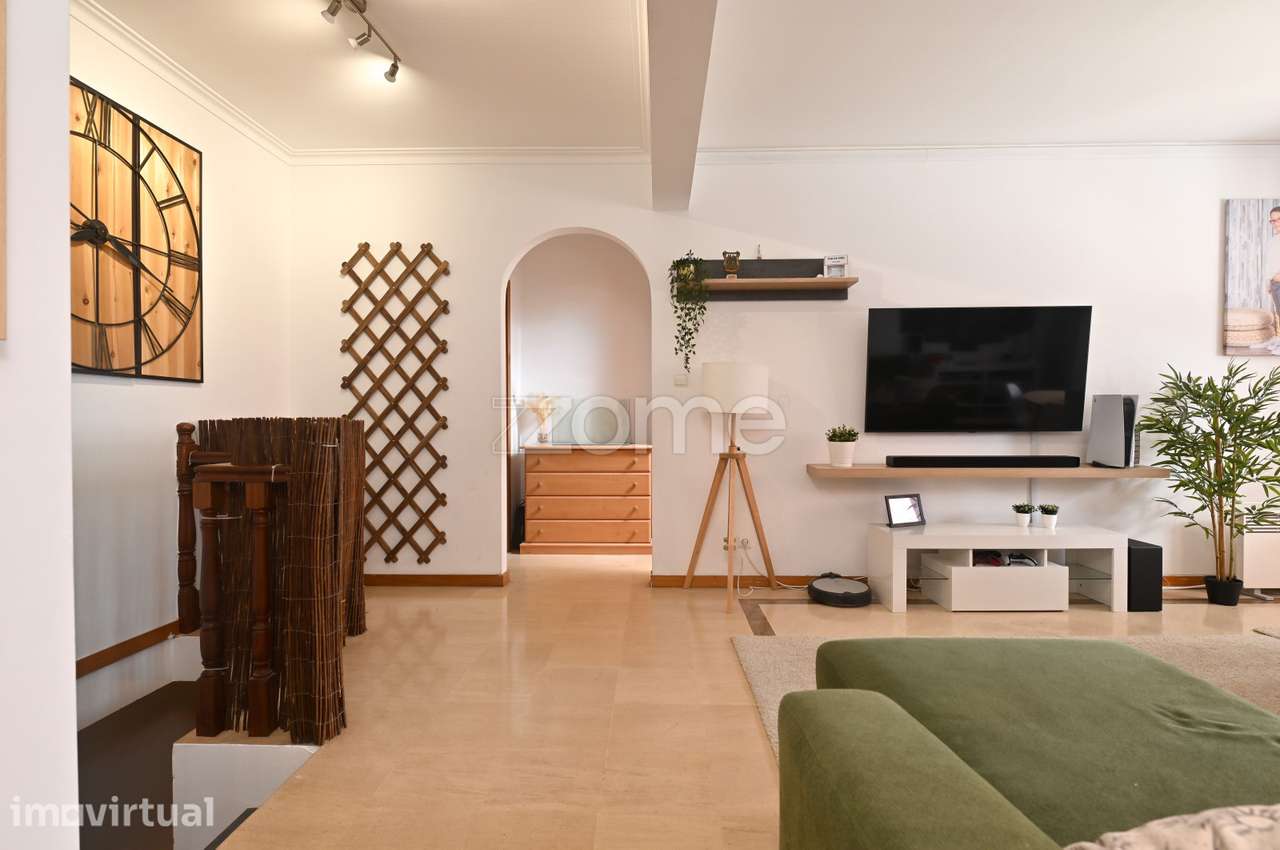 Apartamento T1+2 Duplex em São Marcos, Sintra - Grande imagem: 2/23
