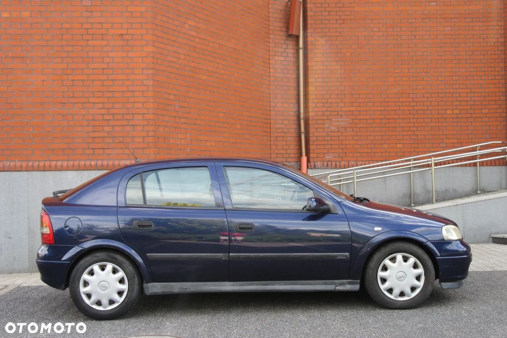 Opel Astra - 6