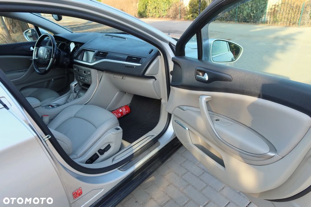 Citroën C5 HDi 165 FAP Exclusive - 14