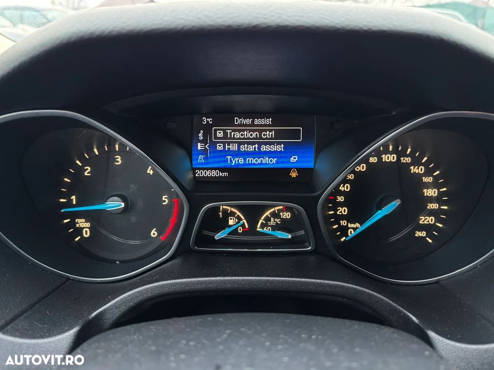 Ford Focus 1.5 TDCi Titanium - 10