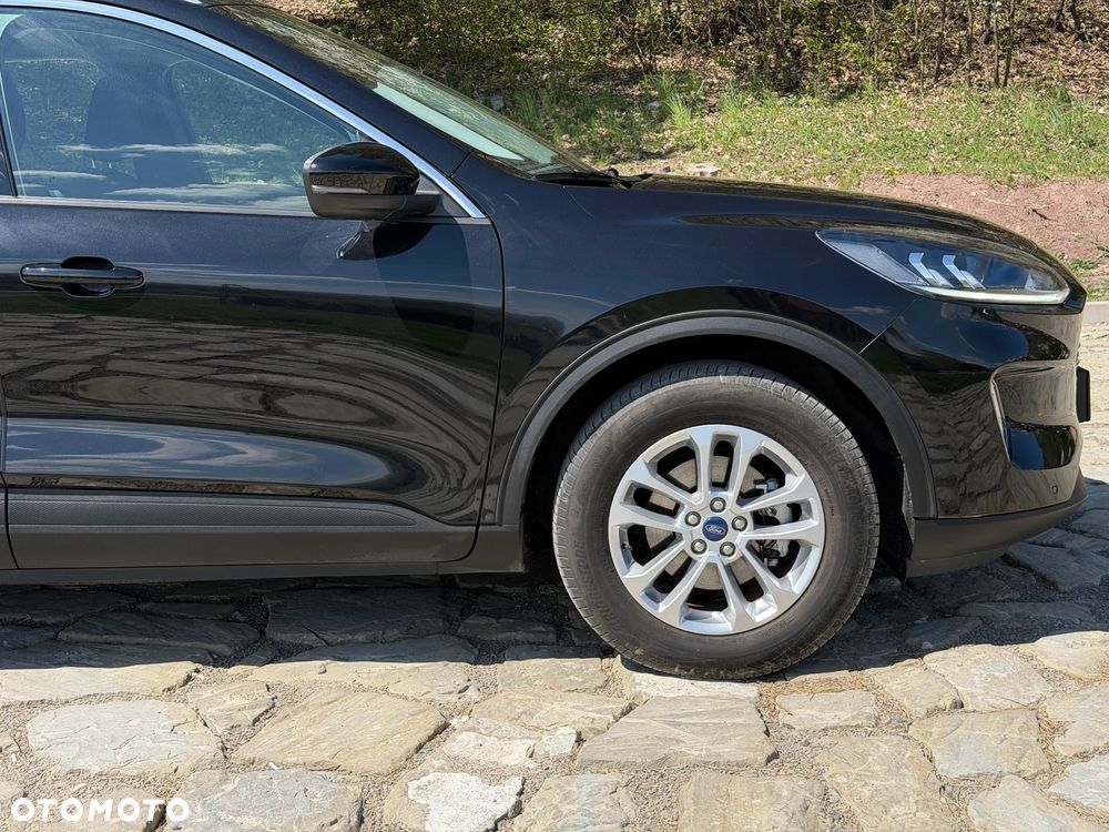 Ford Kuga 2.5 Duratec FHEV TITANIUM - 17