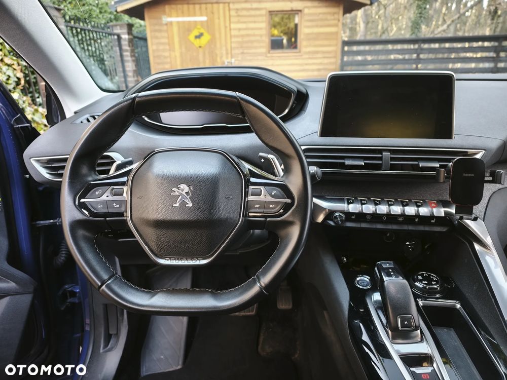 Peugeot 3008 1.6 PureTech GPF Allure S&S EAT8 - 19