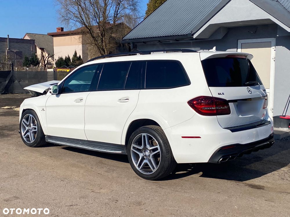 Mercedes-Benz GLS - 2