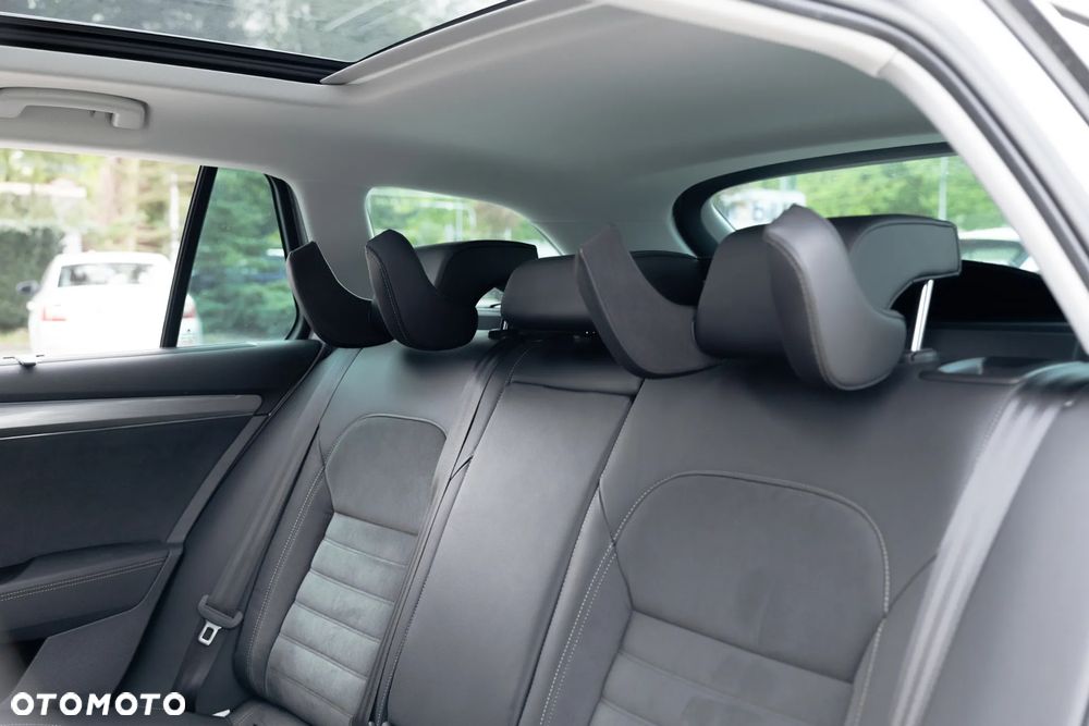 Skoda Superb 2.0 TSI 4x4 Scout DSG - 23