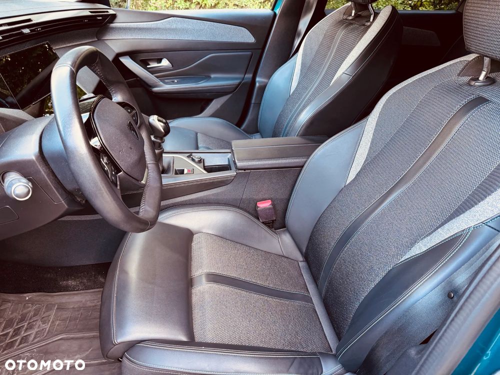 Peugeot 308 1.2 PureTech Allure Pack S&S - 20