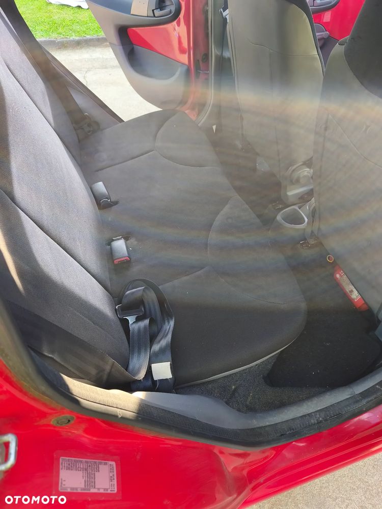 Toyota Aygo - 5