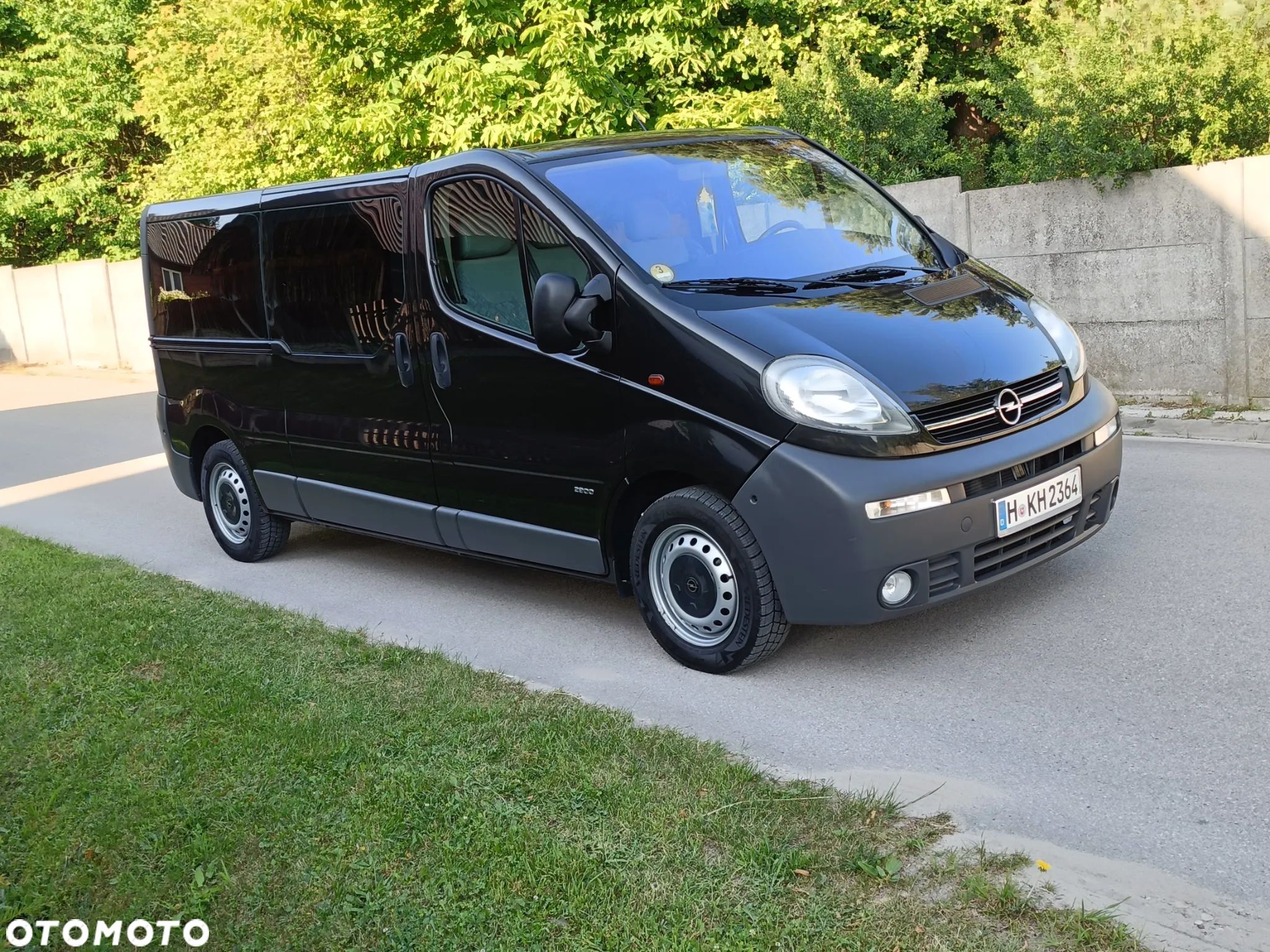 Opel Vivaro L2H1 2.9t - 1