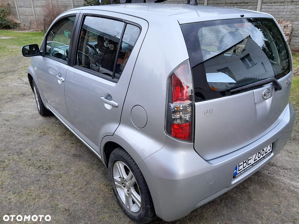 Daihatsu Sirion 1.3 - 3